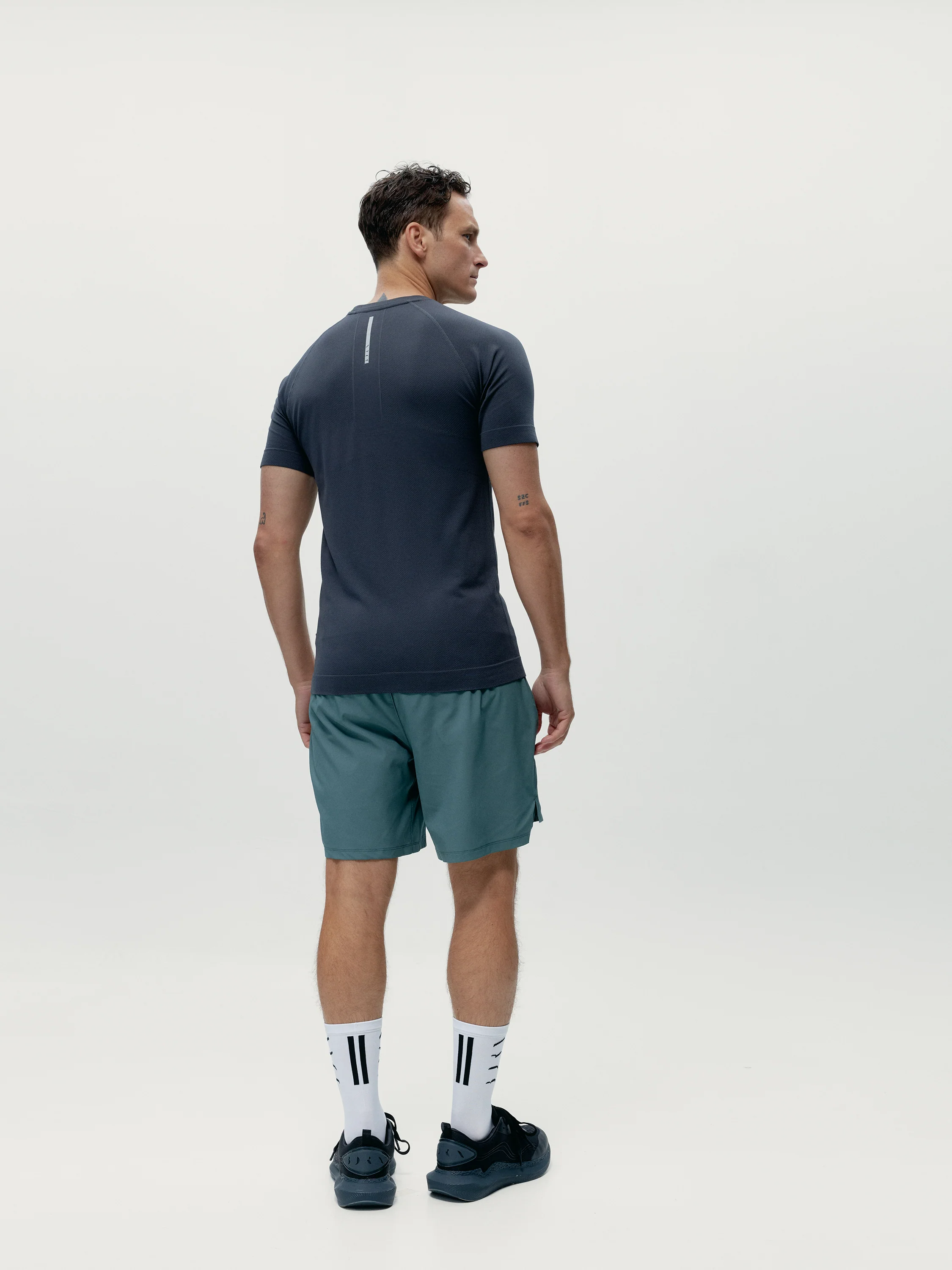 T-Shirt Nyong Road Gray - Image 4