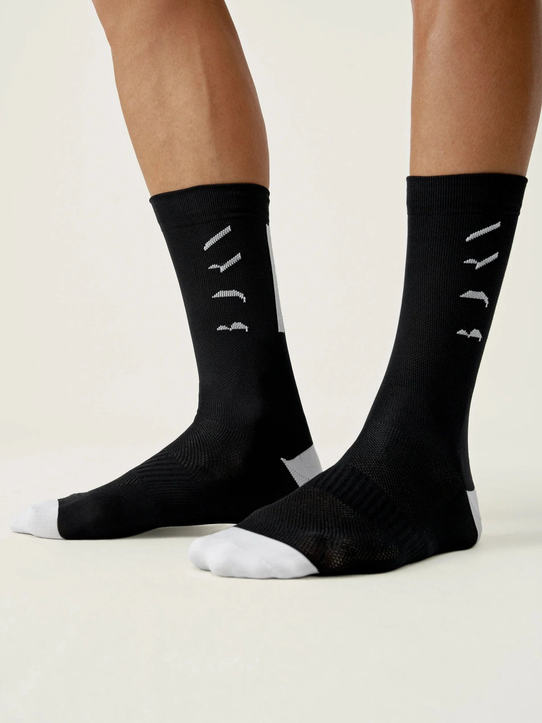Ucayali Socks Black - Image 3